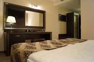 Отель Hotel & SPA Diamant Residence - Все включено Солнечный Берег Двухместный номер с 1 кроватью или 2 отдельными кроватями (для 2 взрослых и 1 ребенка)-4